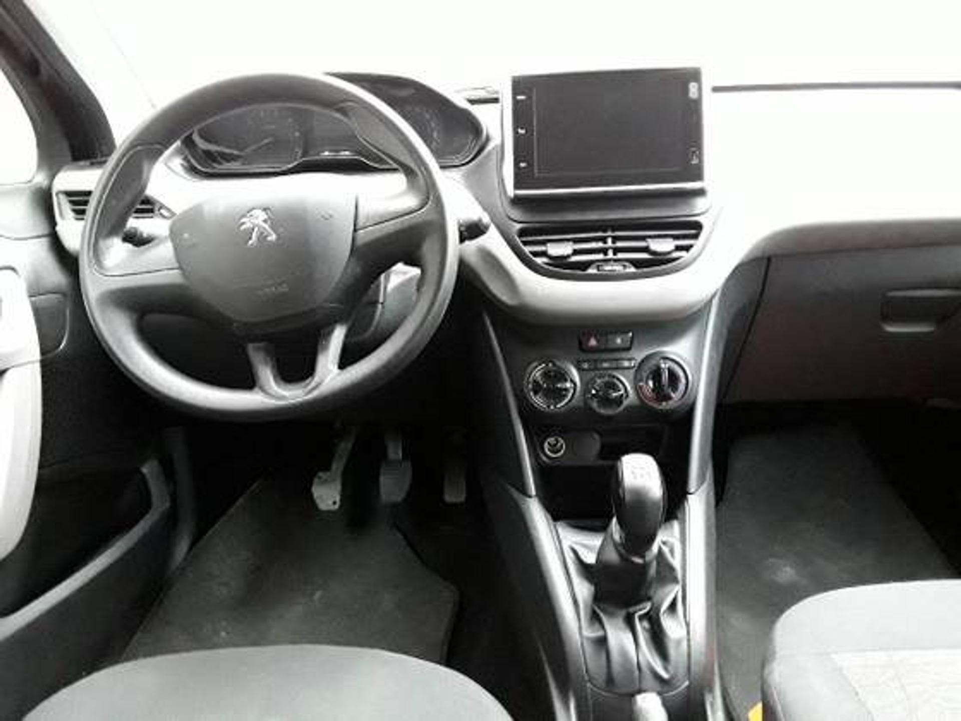 peugeot-208-1.2-active-12v-flex-4p-manual-wmimagem09034355155